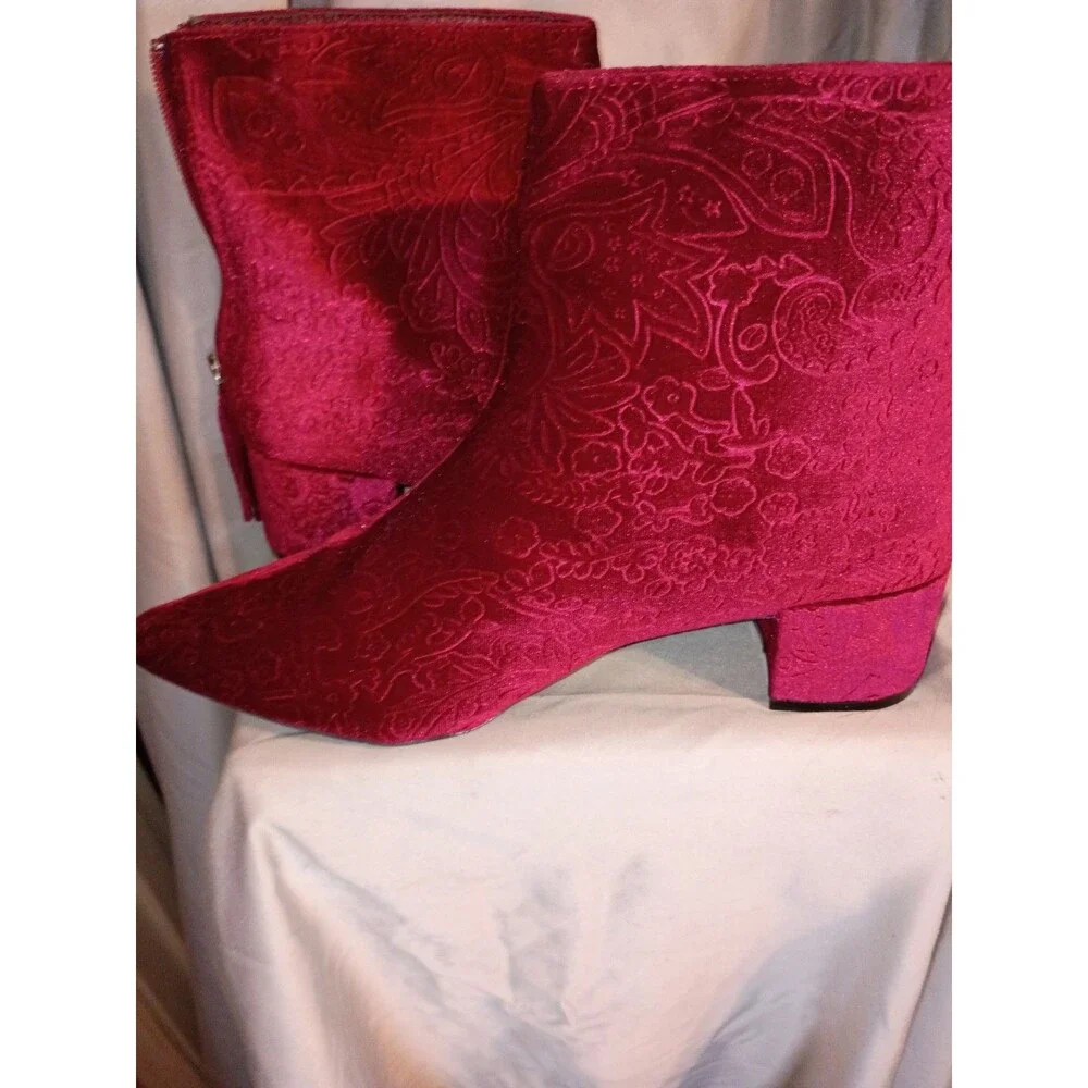Just Fabulous Red Jacquard Ankle Boots Back Zip Sz 12 Festival